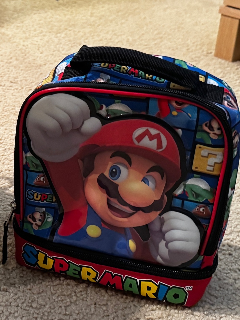Super Mario Lunch & Backpack - Picture 5 of 13